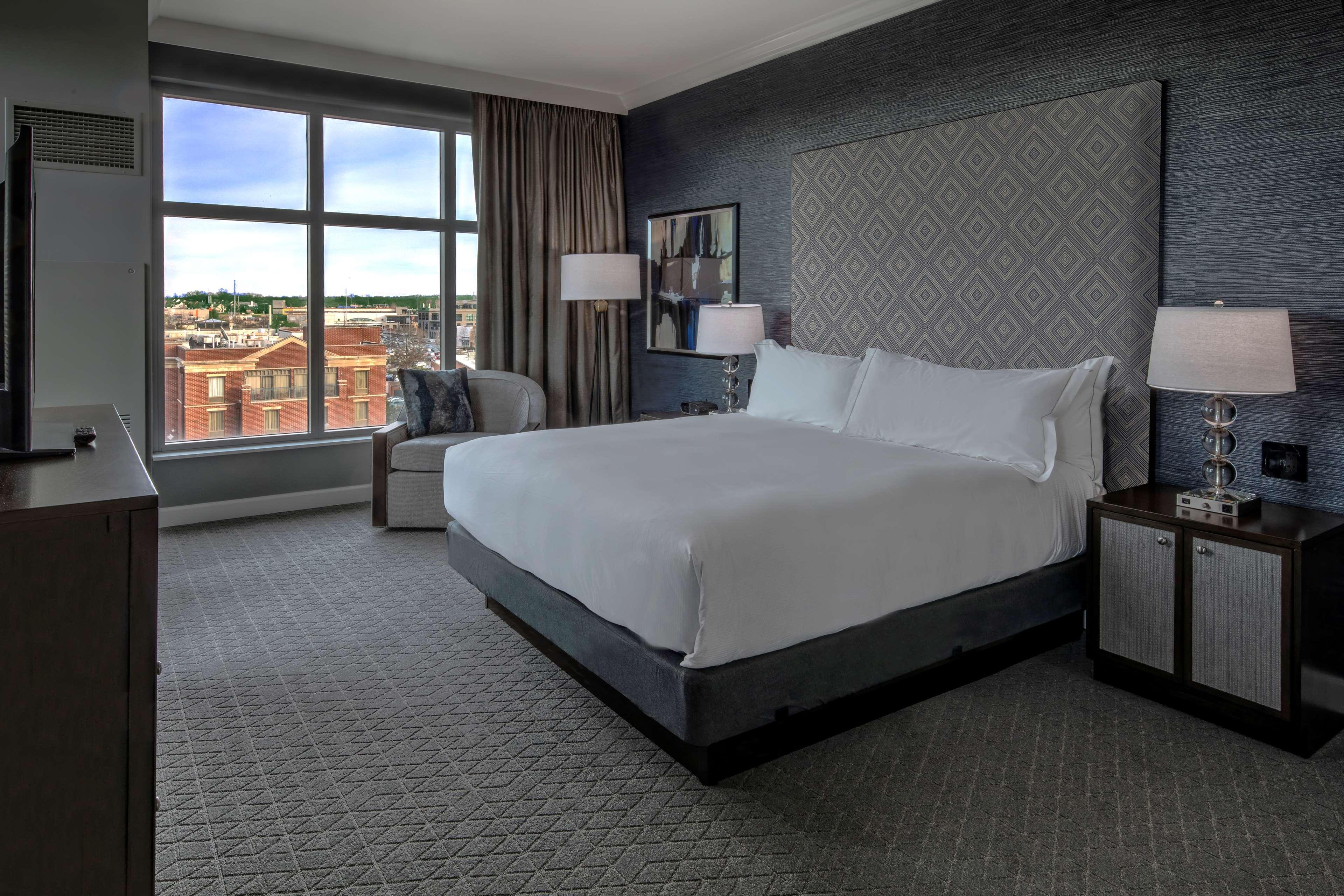 Hilton Hills Hotel